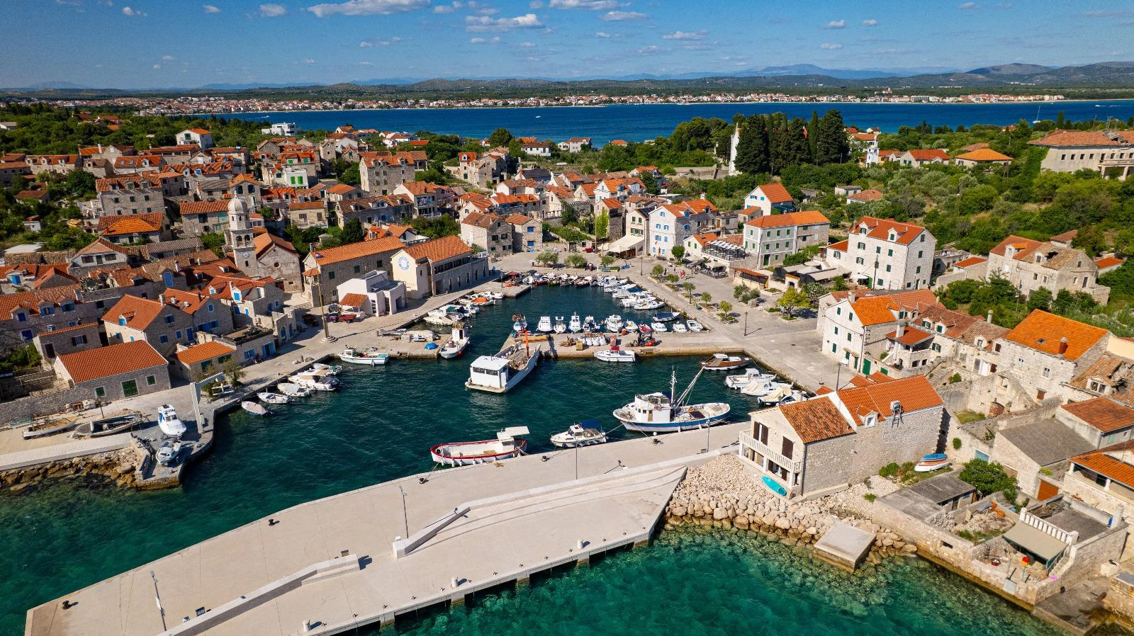 Prvić Šepurine luka, konoba Roko